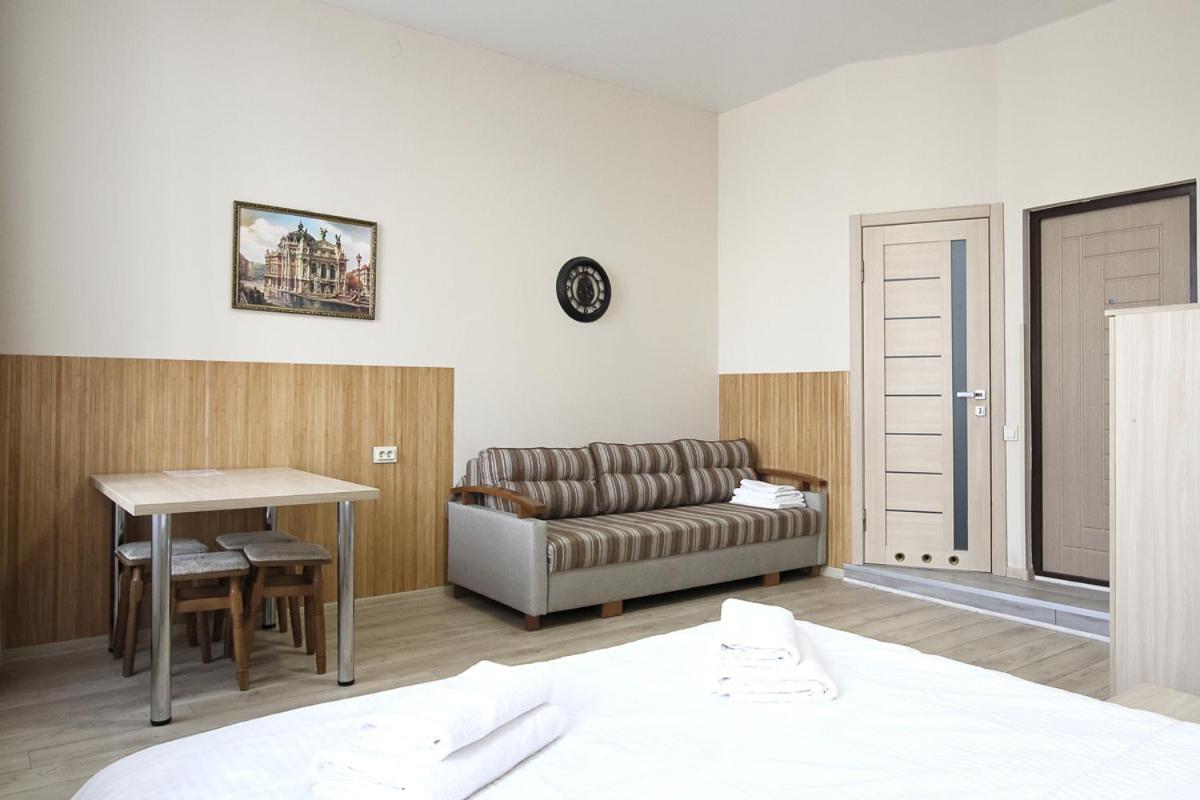 Buk Apartments On Doroshenka 25 Lwów Zewnętrze zdjęcie