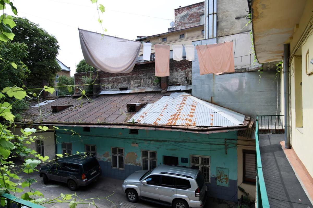 Buk Apartments On Doroshenka 25 Lwów Zewnętrze zdjęcie